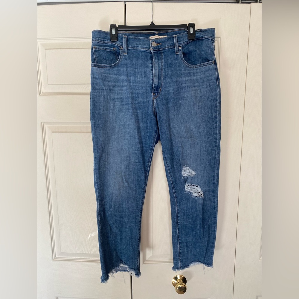 Levi's high rise straight leg cropped jeans